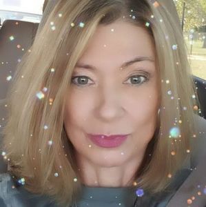 Meet your Posher, Debra